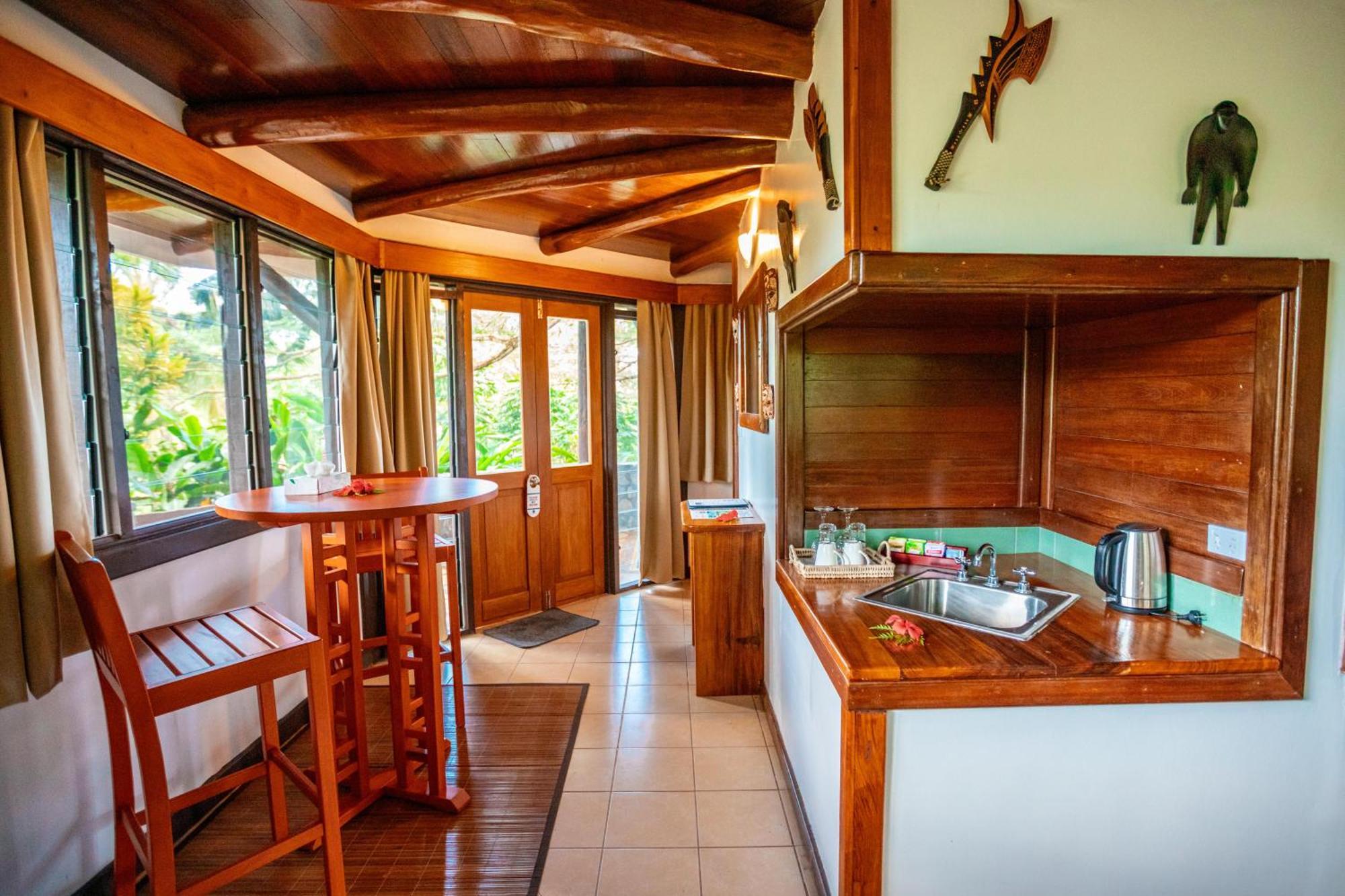 Koro Sun Resort & Rainforest Spa Savusavu Luaran gambar
