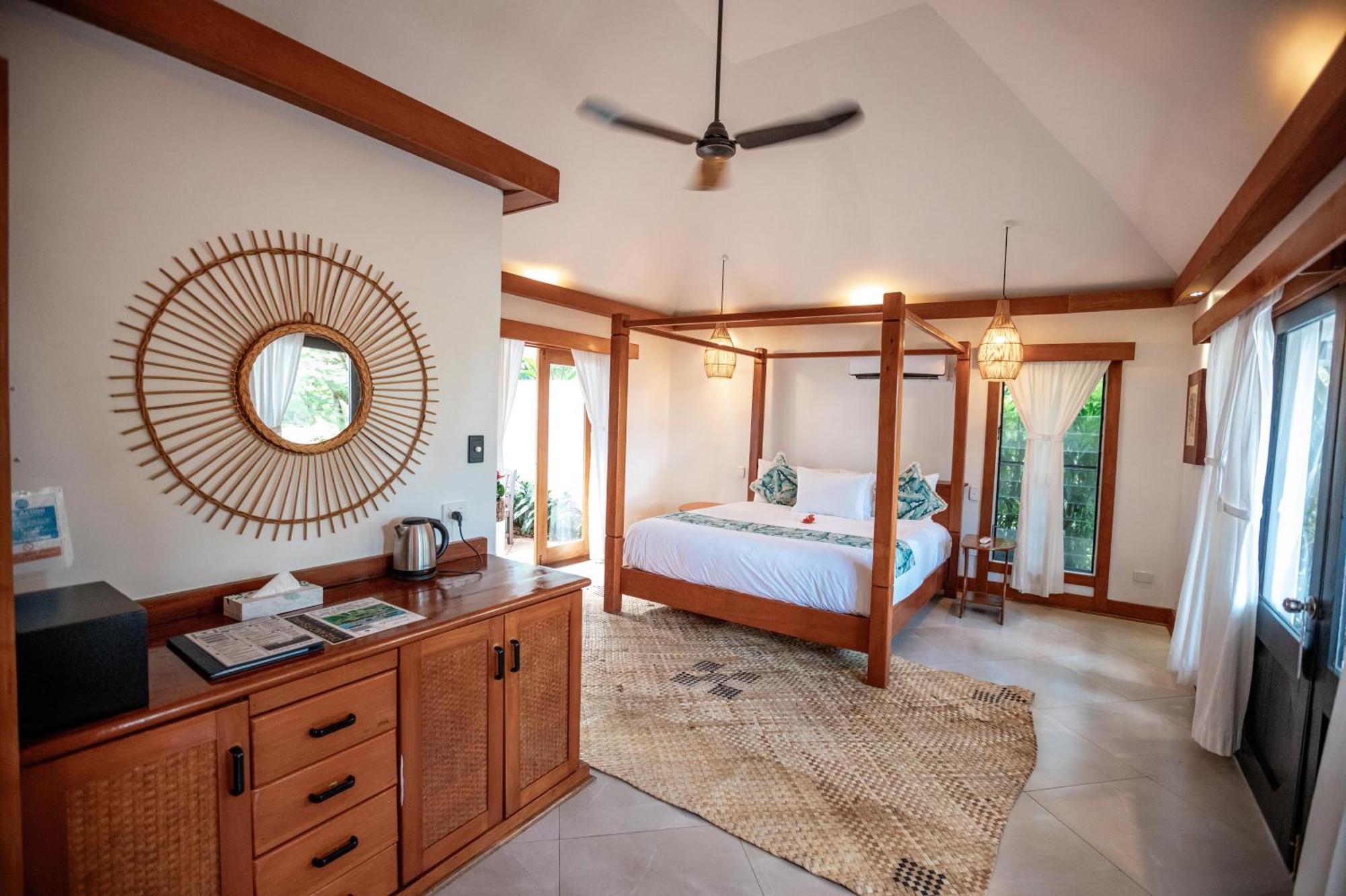 Koro Sun Resort & Rainforest Spa Savusavu Luaran gambar